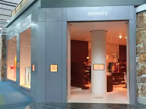 溫哥華機場 hermes|Hermes store Vancouver airport.